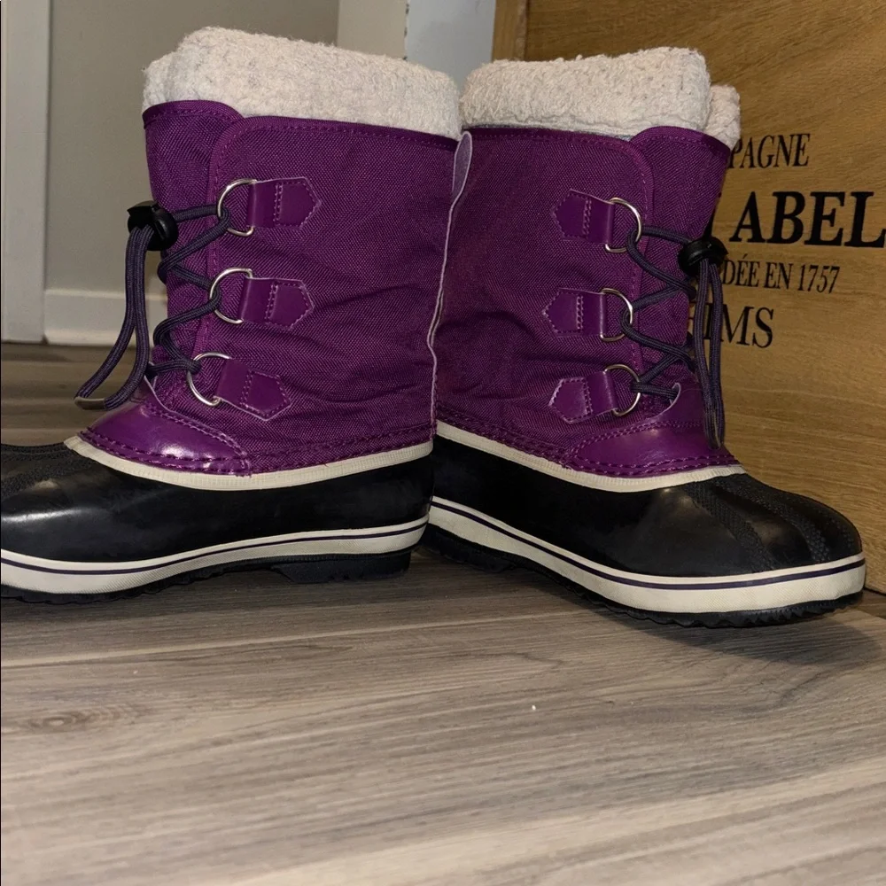 Sorel Black and purple winter boots kids size 3 - Picture 2 of 5